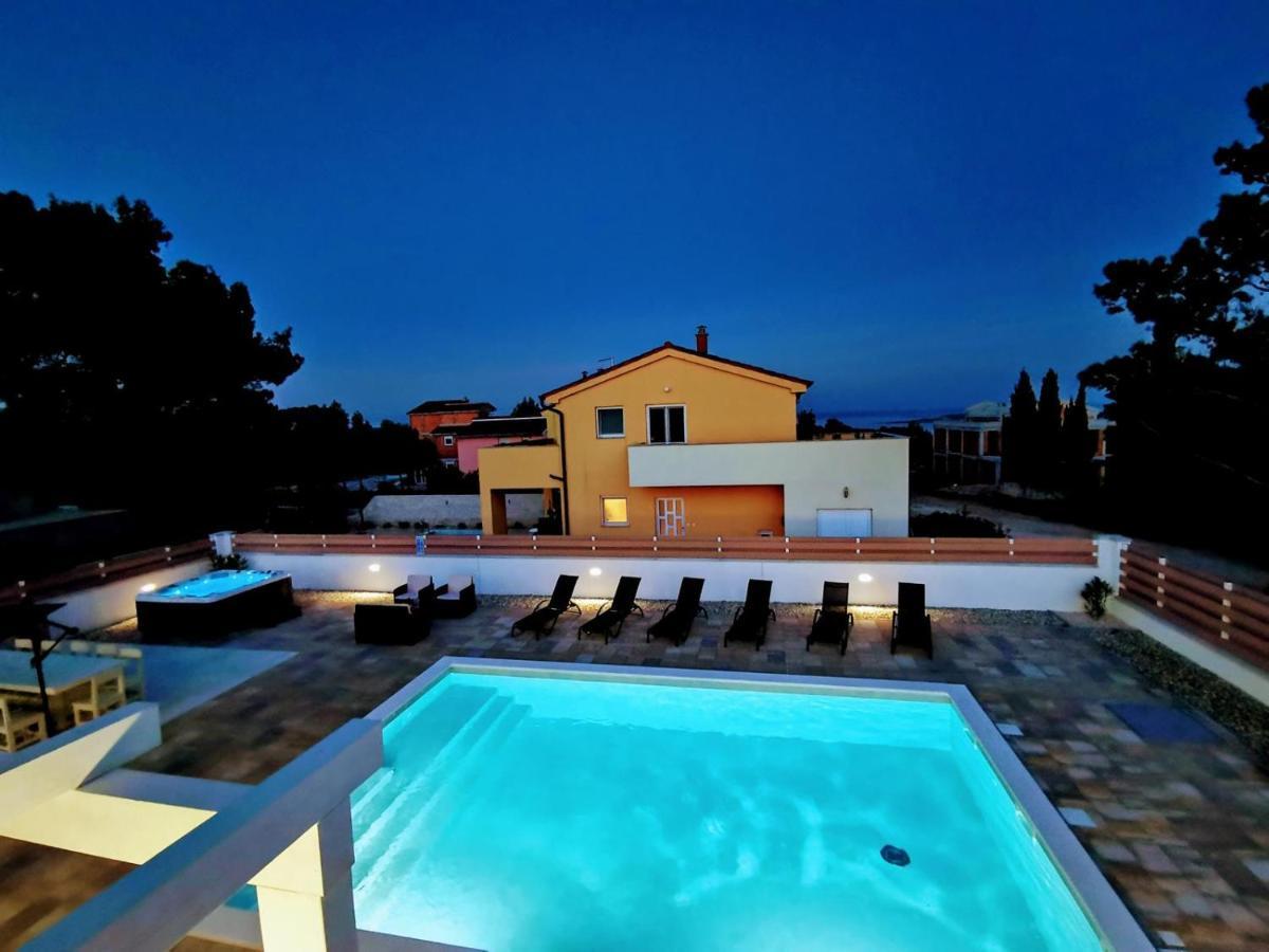 Villa Olivia - New And Modern House With Pool, Souna, Jacuzzi & Playground, Liznjan - Istra Exteriér fotografie